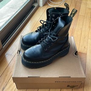 Dr. Marten’s Jadon Platform Boot